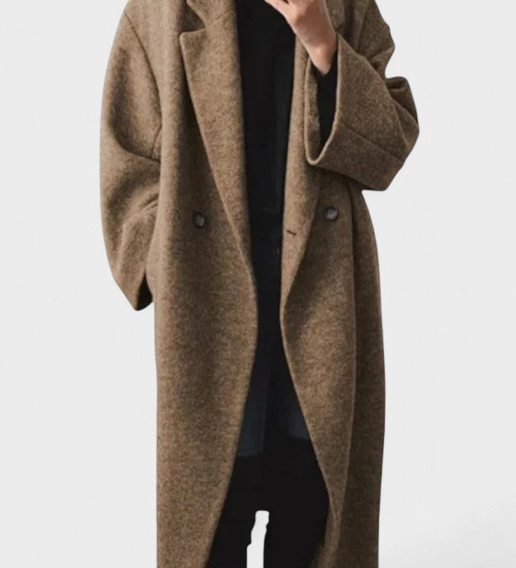 Saaga - Trenssitakki selkeällä muodolla